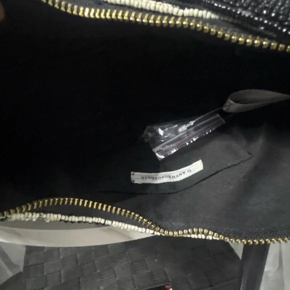 Beaded Black and Cream Shoulder Bag - Picture 4 of 4